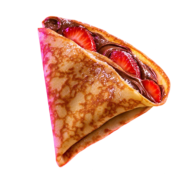 Frisch zubereiteter Crêpe mit Schokolade und Erdbeeren